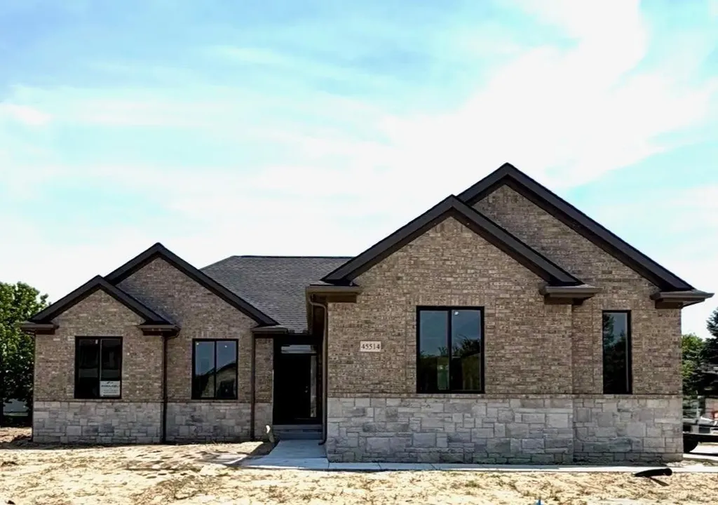 45514 Gable Drive Macomb Township MI 48044