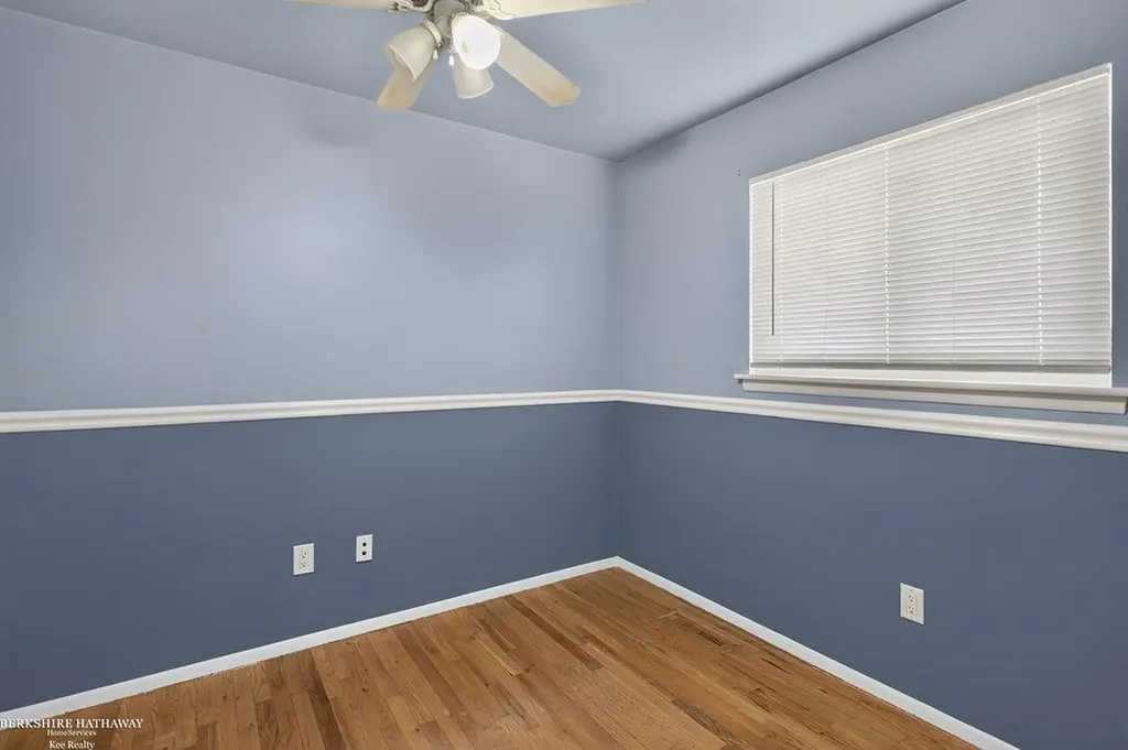 26551 Collingwood Street Roseville City MI 48066