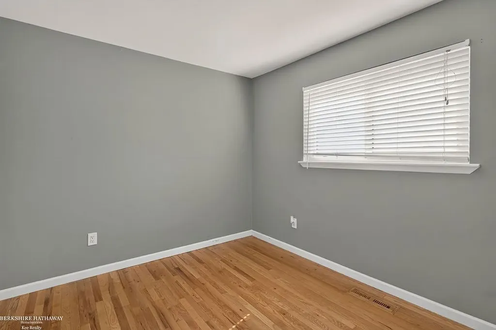 26551 Collingwood Street Roseville City MI 48066