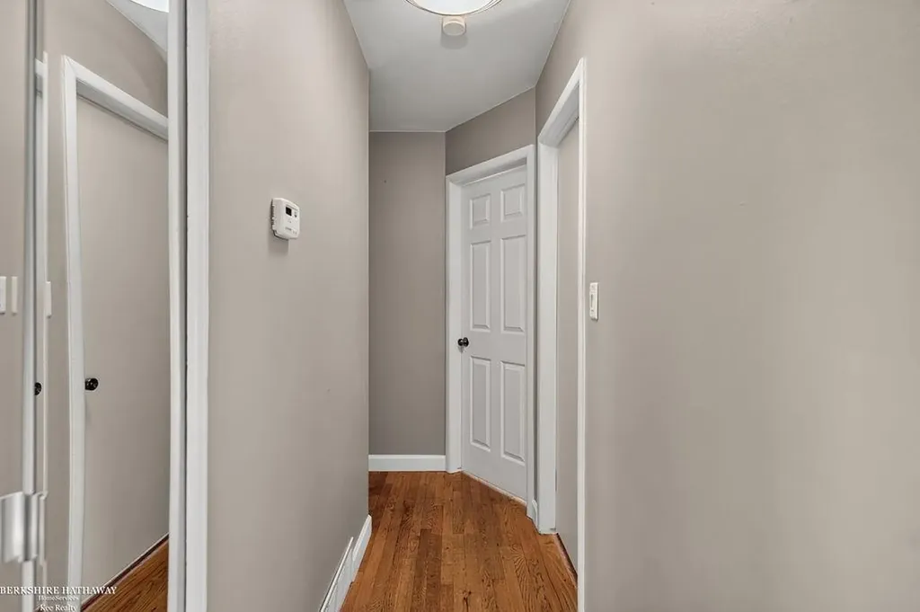 26551 Collingwood Street Roseville City MI 48066