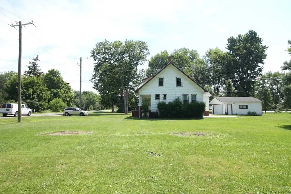 9477 Short Cut Road Ira Township MI 48023