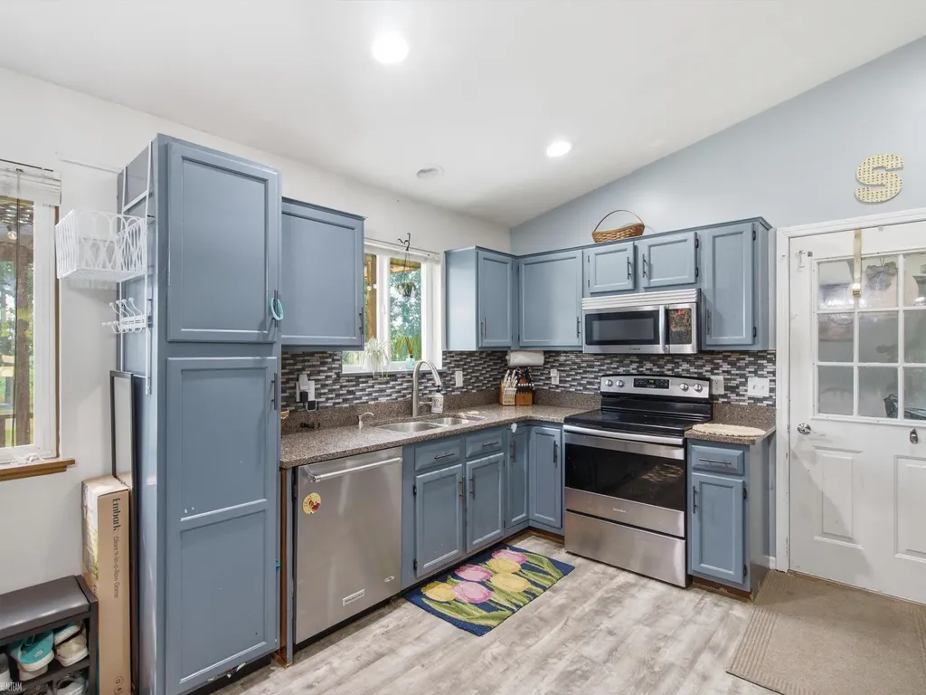 2155 Sperry Road Berlin Township MI 48002
