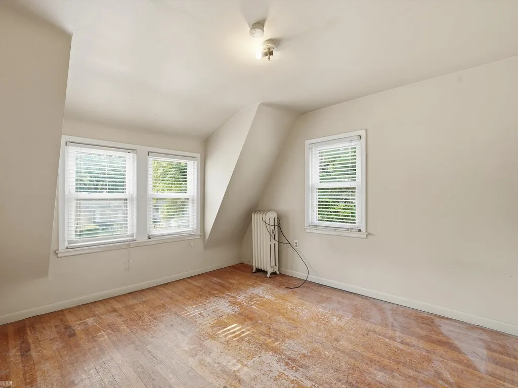 18513 Wakenden Street Redford Charter Township MI 48240