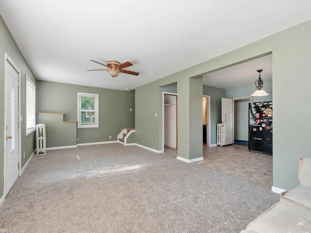 18513 Wakenden Street Redford Charter Township MI 48240
