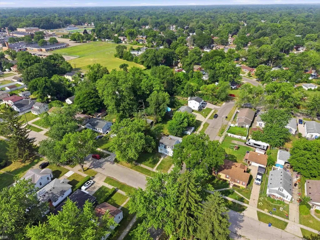 18513 Wakenden Street Redford Charter Township MI 48240