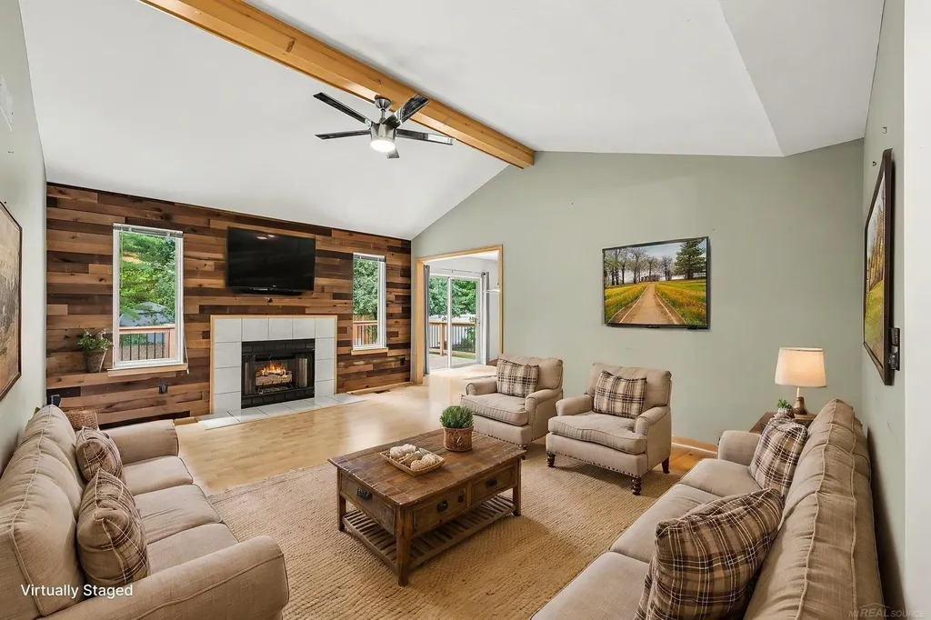6016 Mulberry Drive Sterling Heights City MI 48314