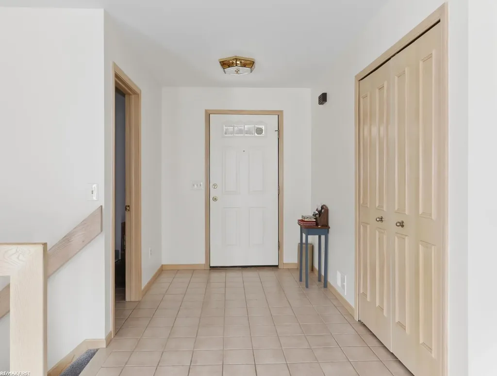 39328 Rivercrest Avenue Harrison Charter Township MI 48045