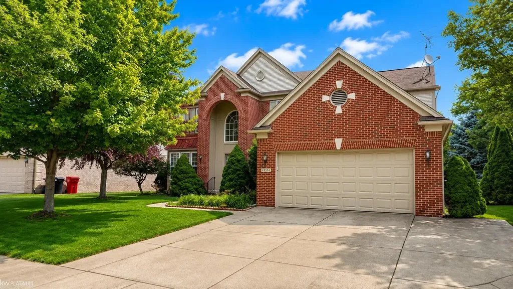 49554 Dunhill Drive Macomb Township MI 48044