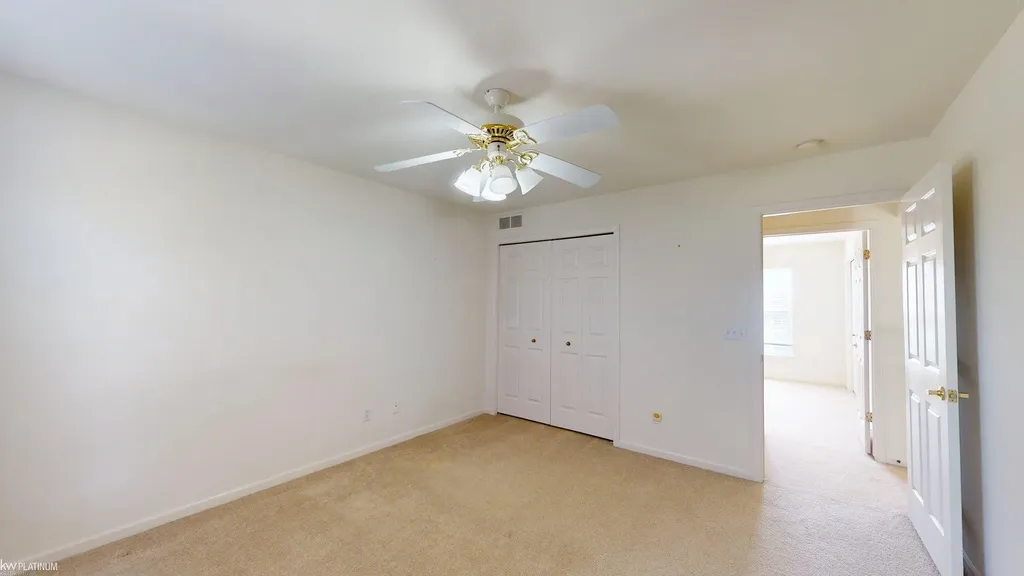 49554 Dunhill Drive Macomb Township MI 48044