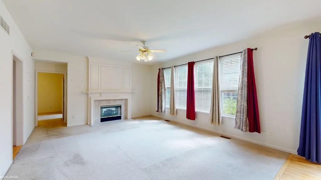49554 Dunhill Drive Macomb Township MI 48044