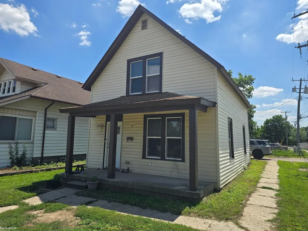 115 Robertson Street Mt. Clemens City MI 48043