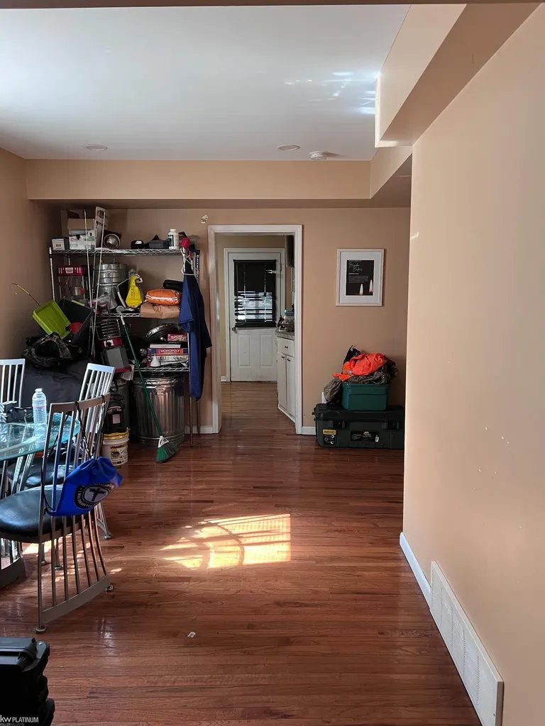 115 Robertson Street Mt. Clemens City MI 48043