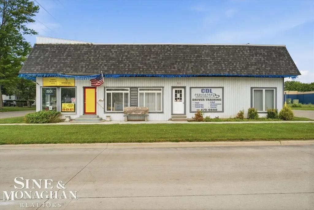 1503 10th Street Port Huron City MI 48060