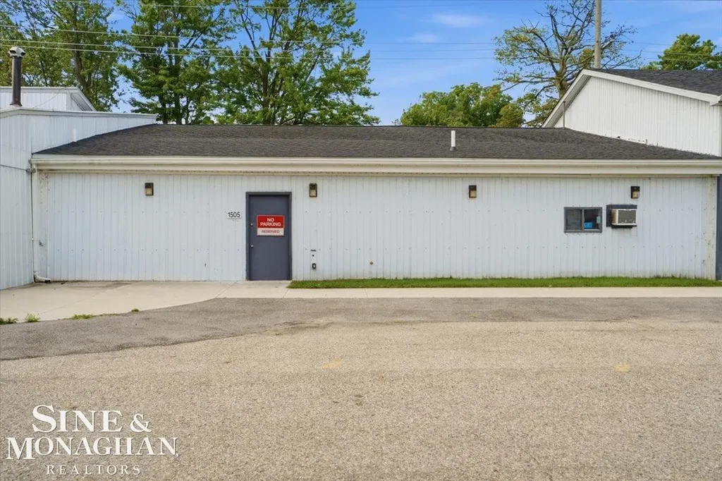 1503 10th Street Port Huron City MI 48060