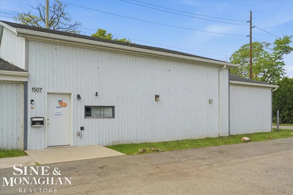1503 10th Street Port Huron City MI 48060