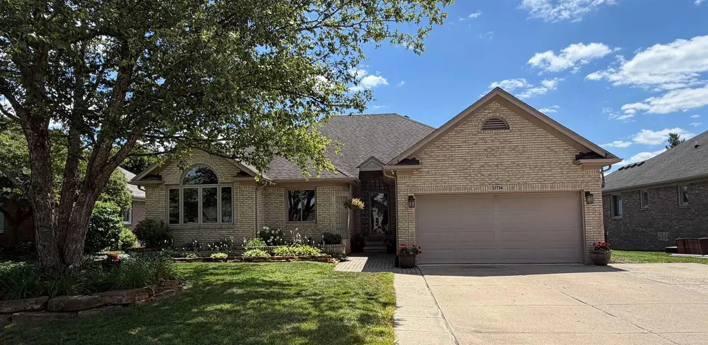 57734 Freda Drive Washington Township MI 48094