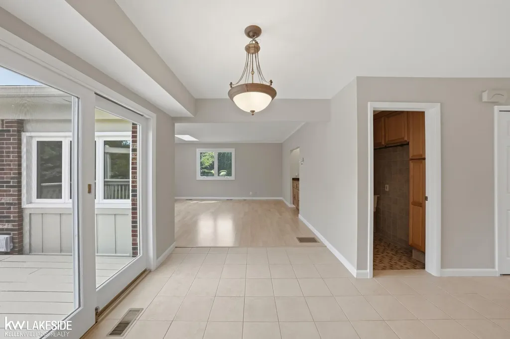 3392 Innsbrook Drive Rochester Hills City MI 48309