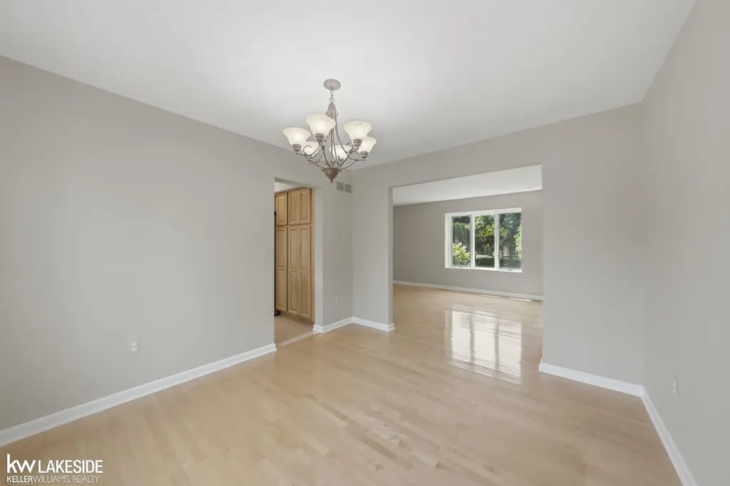 3392 Innsbrook Drive Rochester Hills City MI 48309