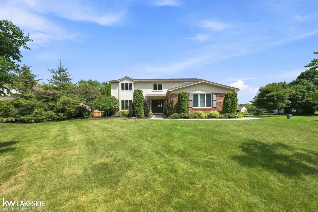 3392 Innsbrook Drive Rochester Hills City MI 48309