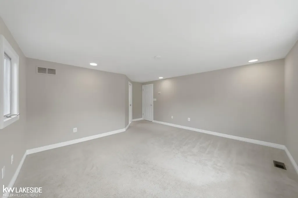 3392 Innsbrook Drive Rochester Hills City MI 48309