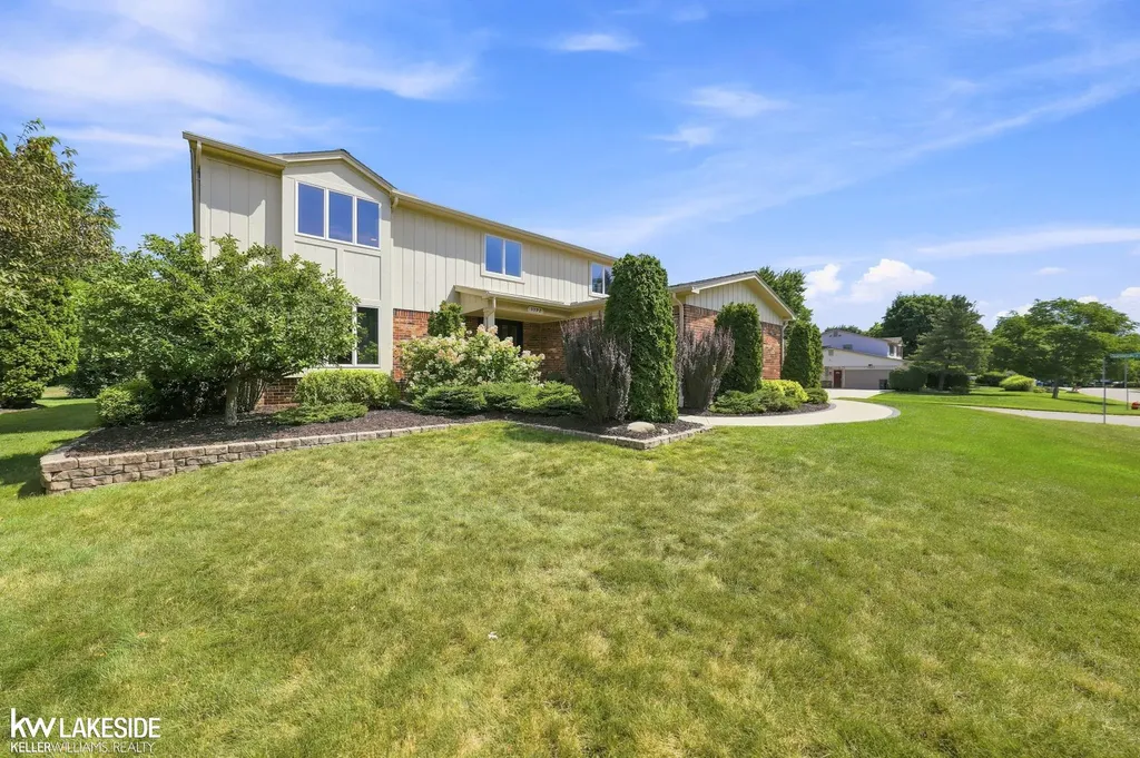 3392 Innsbrook Drive Rochester Hills City MI 48309