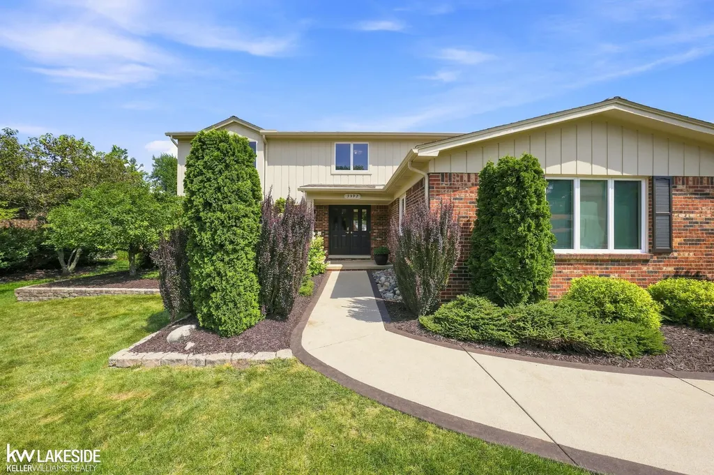 3392 Innsbrook Drive Rochester Hills City MI 48309