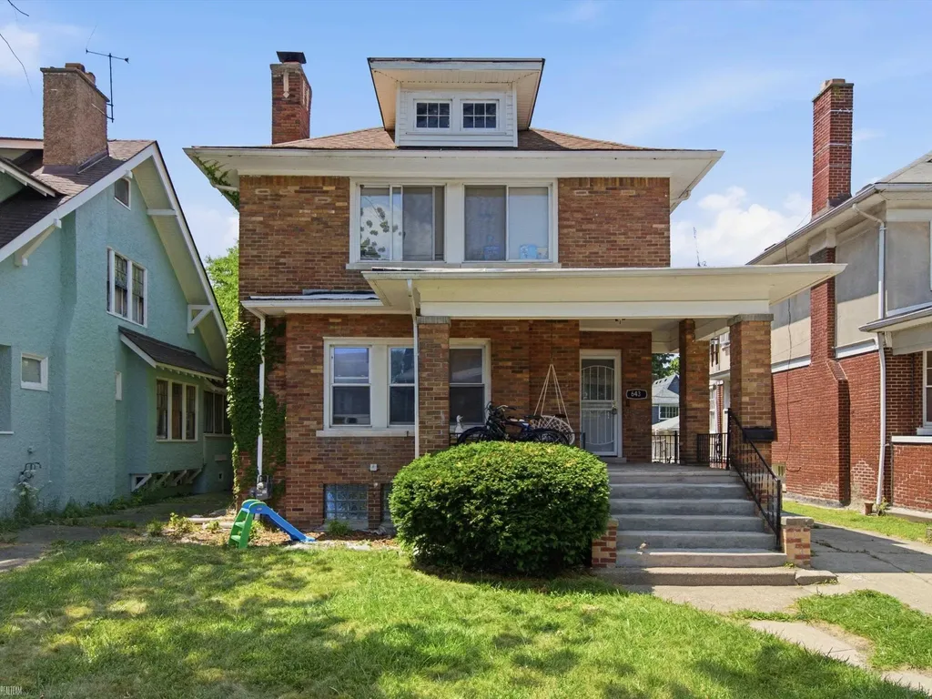 643 Chalmers Street Detroit City MI 48215