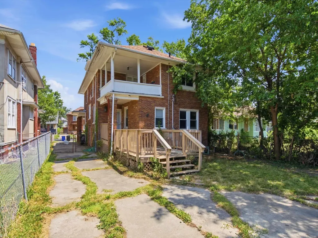 643 Chalmers Street Detroit City MI 48215