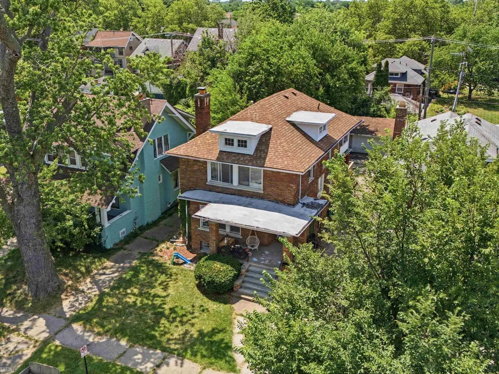 643 Chalmers Street Detroit City MI 48215