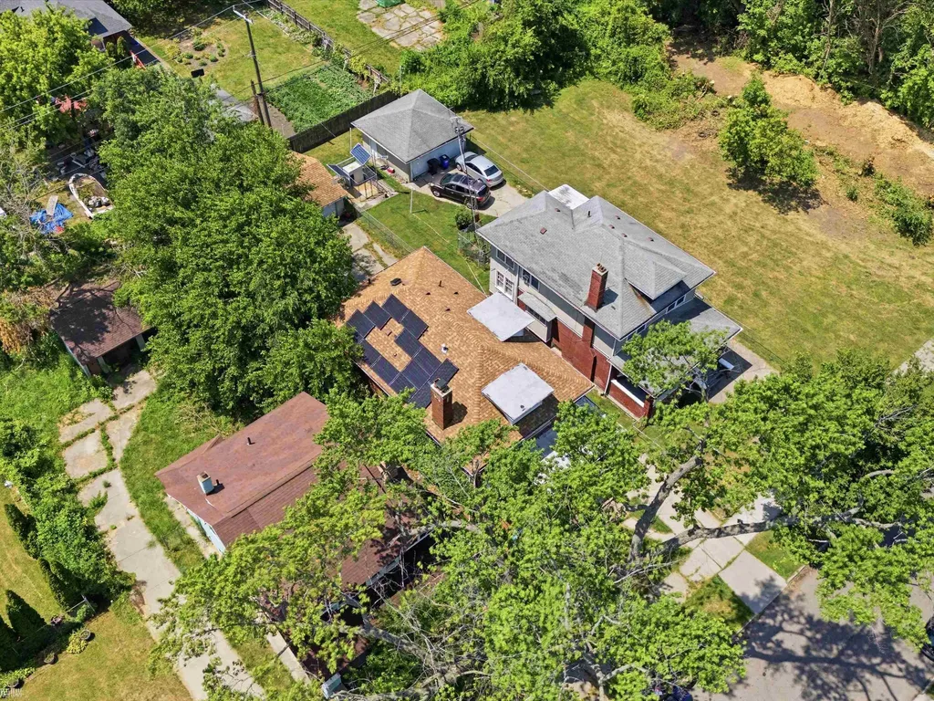 643 Chalmers Street Detroit City MI 48215