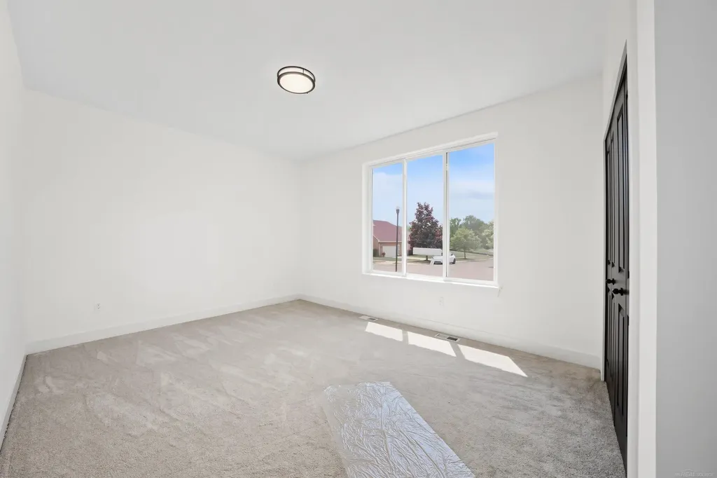 1073 Williamson Circle Pontiac City MI 48340