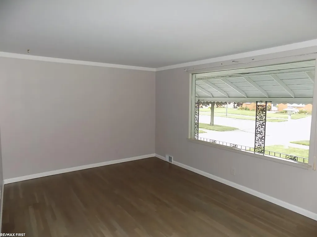 36415 Winterset Drive Clinton Charter Township MI 48035