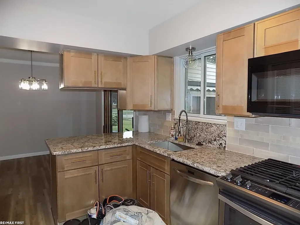 36415 Winterset Drive Clinton Charter Township MI 48035