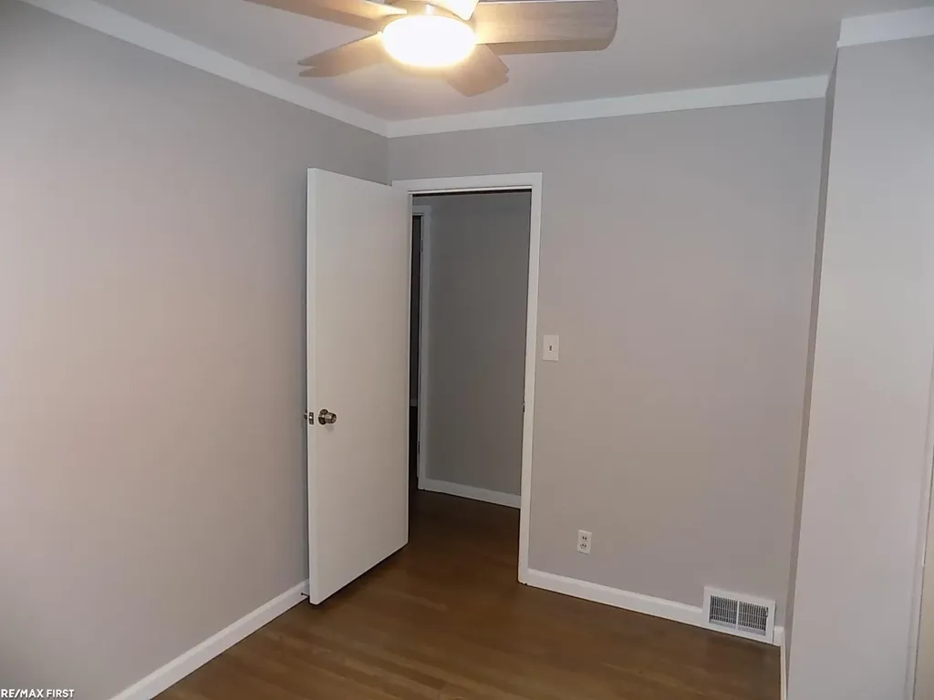36415 Winterset Drive Clinton Charter Township MI 48035