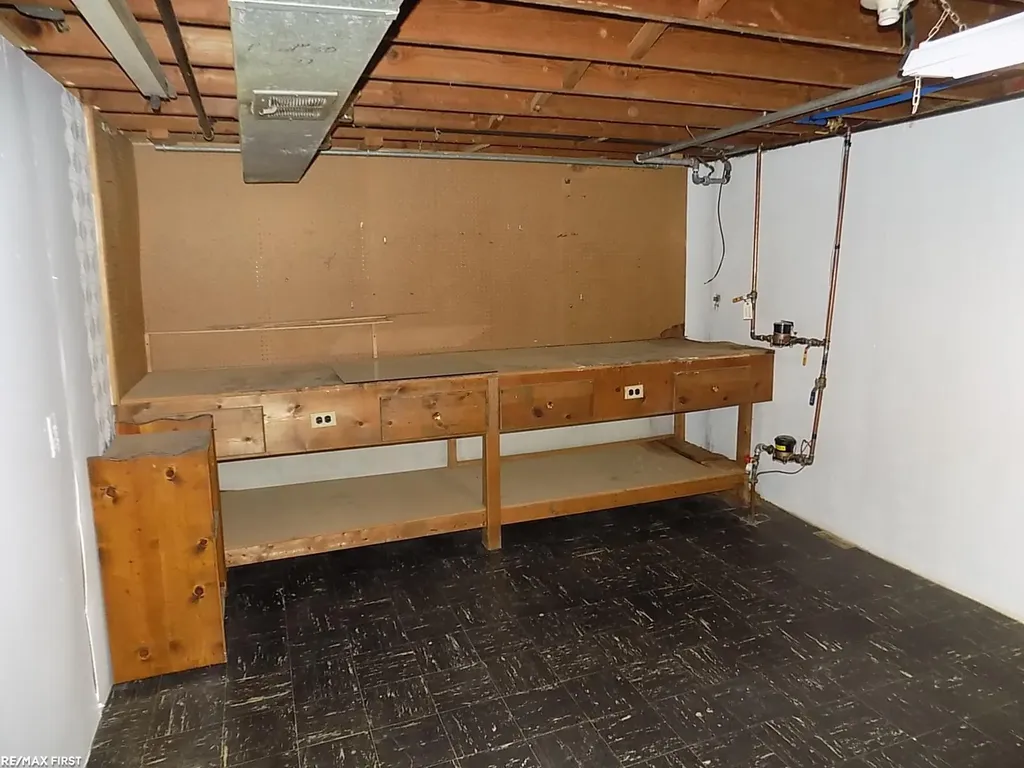 36415 Winterset Drive Clinton Charter Township MI 48035