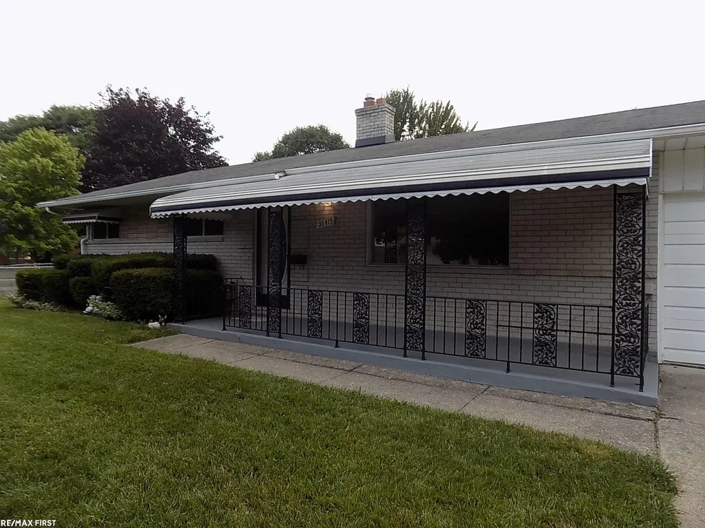 36415 Winterset Drive Clinton Charter Township MI 48035