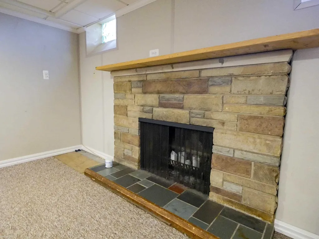 44850 Kemp Street Sterling Heights City MI 48314