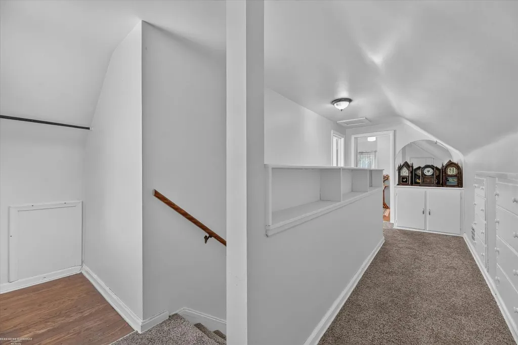 1114 Burlington Drive Mt. Clemens City MI 48043
