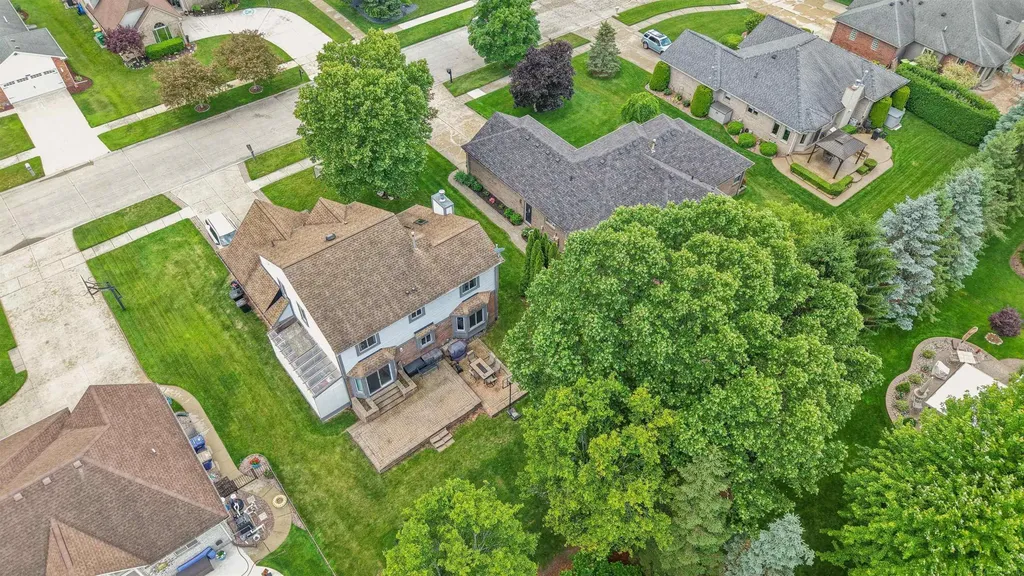 34347 Lillian Road Chesterfield Township MI 48047