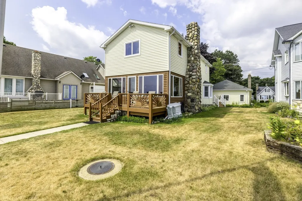 7769 Lakeview Drive Worth Township MI 48450