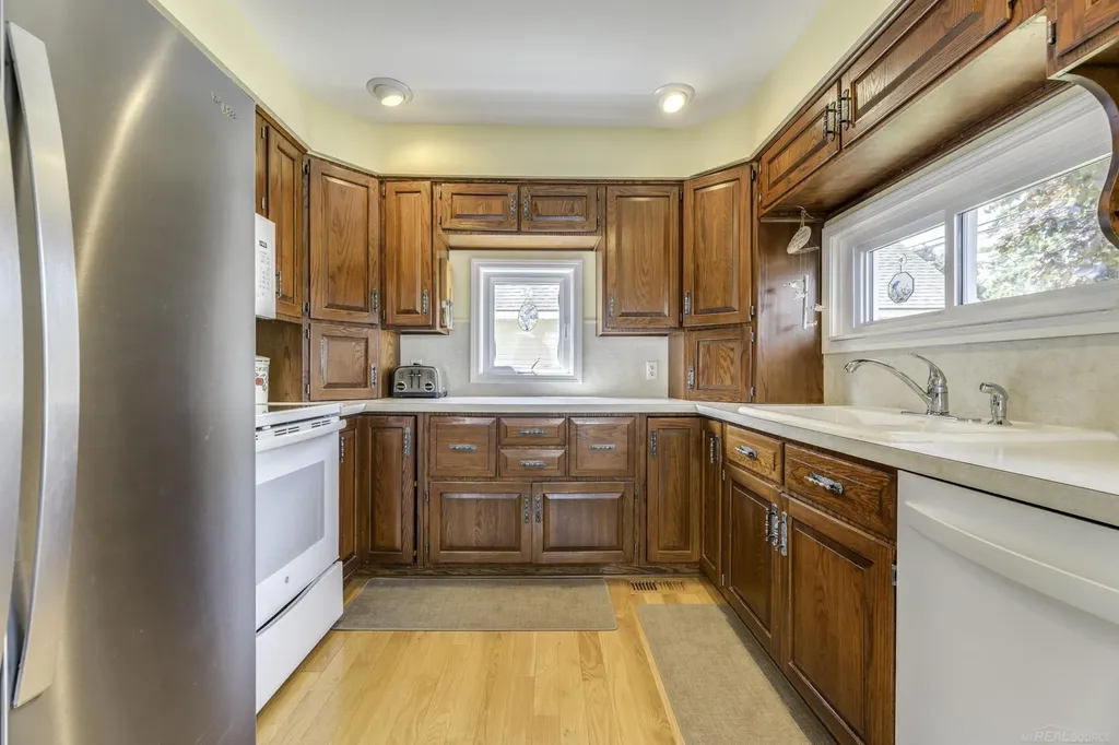 7769 Lakeview Drive Worth Township MI 48450