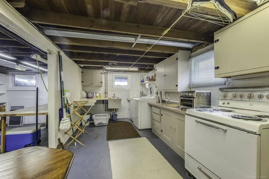7769 Lakeview Drive Worth Township MI 48450