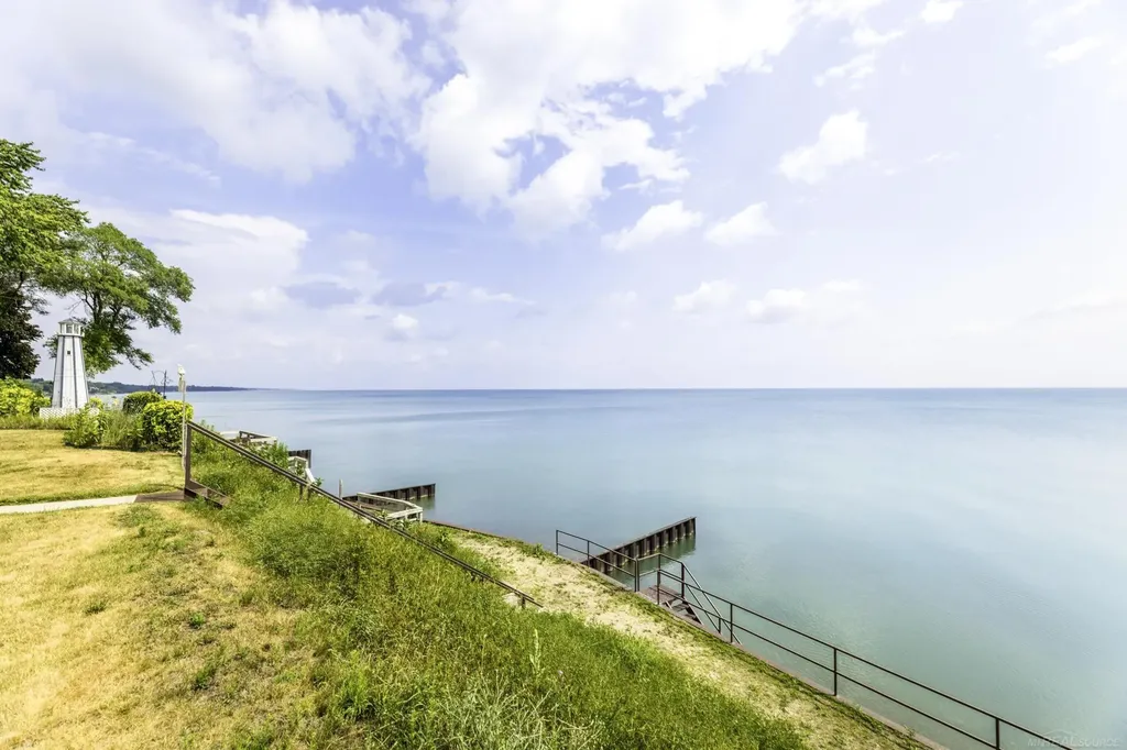 7769 Lakeview Drive Worth Township MI 48450