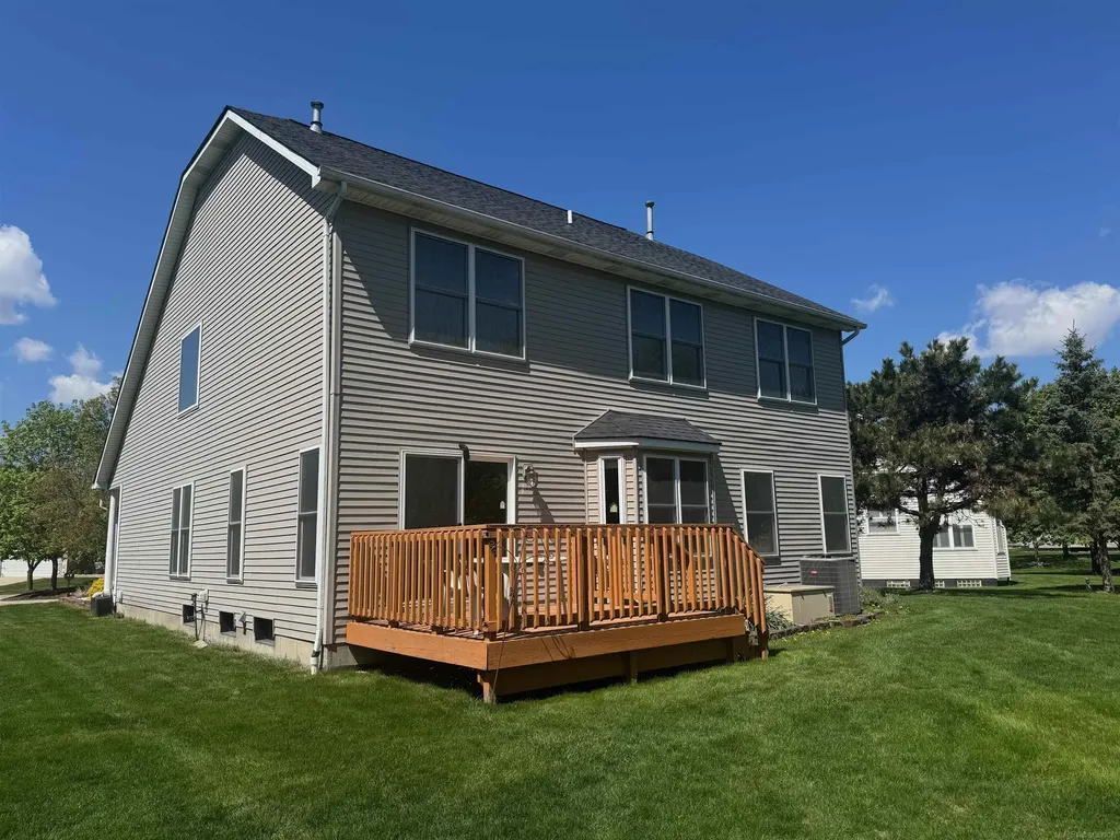 3831 Springwood Court Auburn Hills City MI 48326