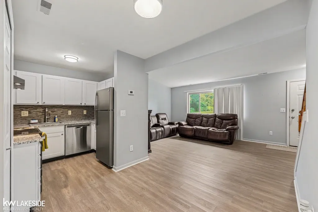 29393 Maurice Court Chesterfield Township MI 48047