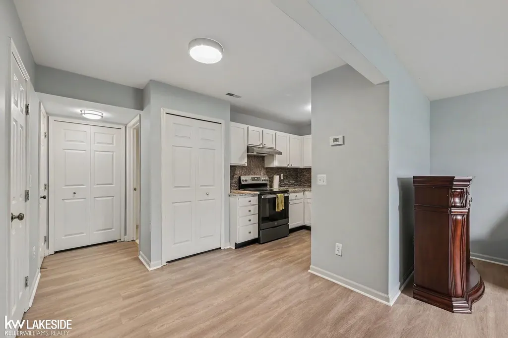 29393 Maurice Court Chesterfield Township MI 48047