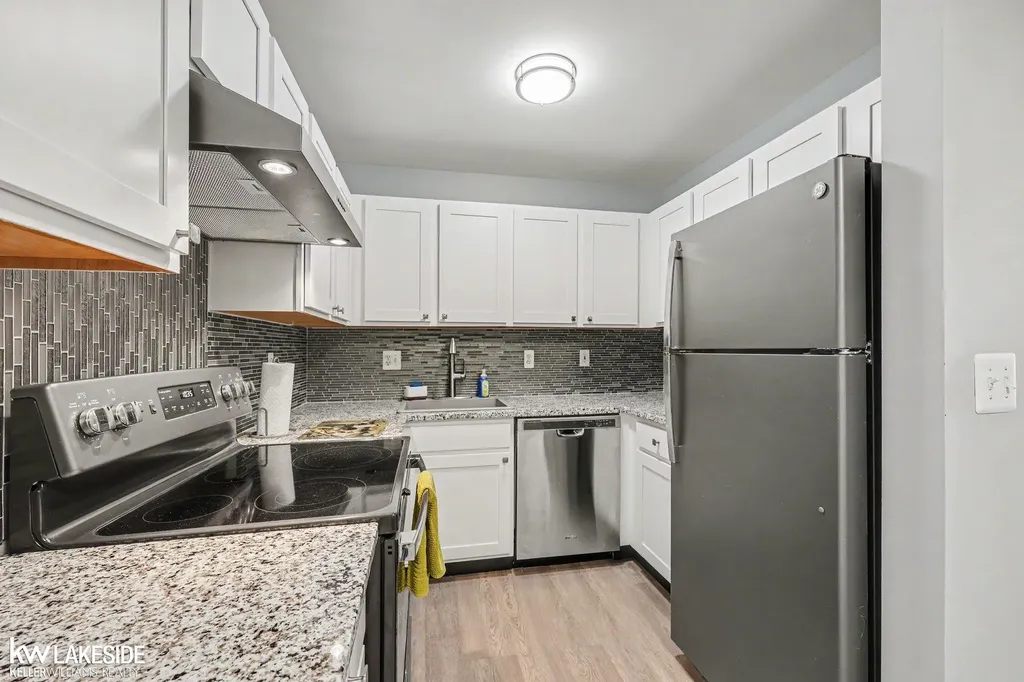 29393 Maurice Court Chesterfield Township MI 48047