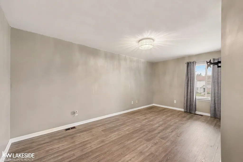 29393 Maurice Court Chesterfield Township MI 48047