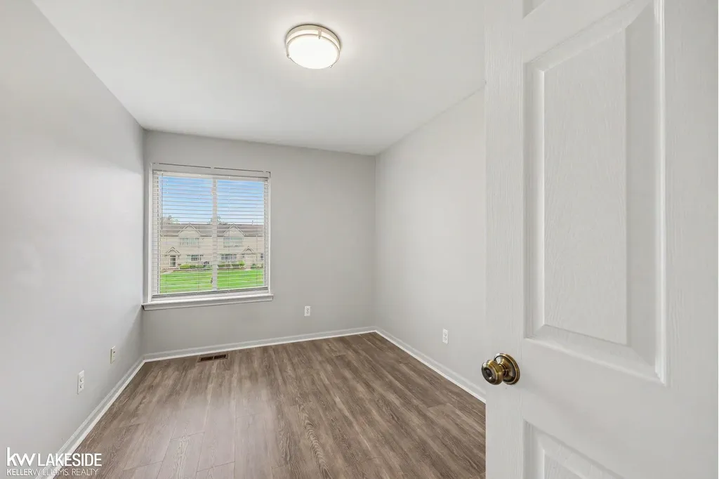 29393 Maurice Court Chesterfield Township MI 48047