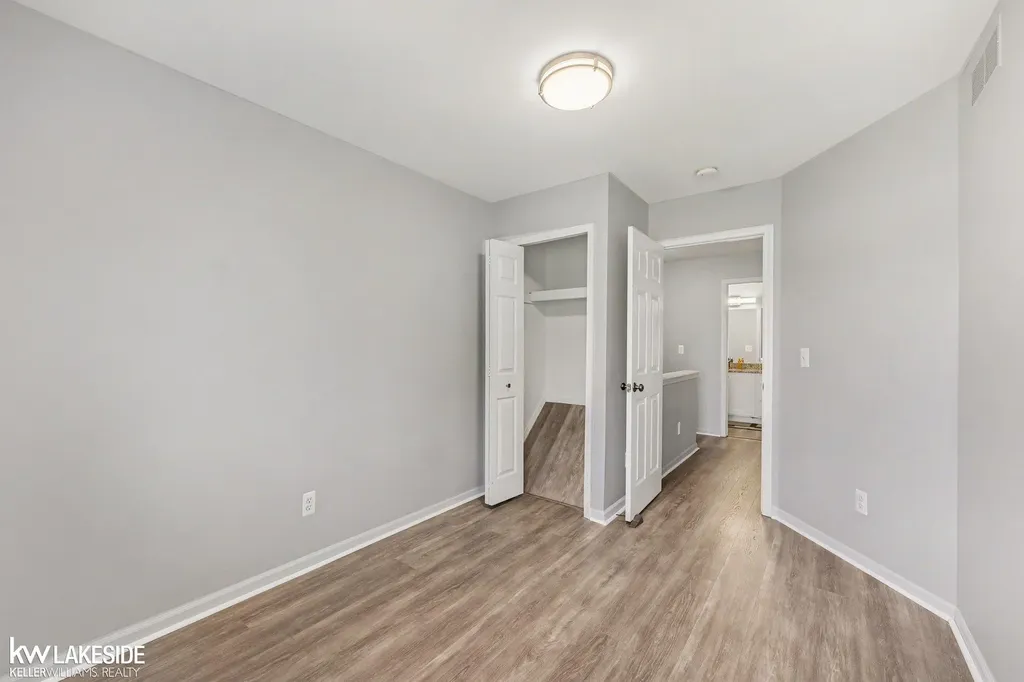 29393 Maurice Court Chesterfield Township MI 48047